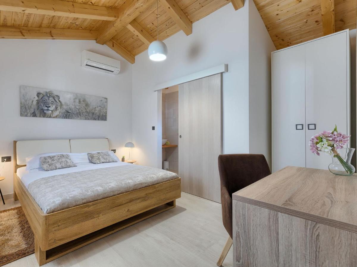 Holiday Home Villa Karmen - Roj454 By Interhome Sveti Petar u Sumi Ngoại thất bức ảnh